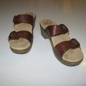 DANSKO Brown Embossed Leather Clogs/Sandals/Slides
